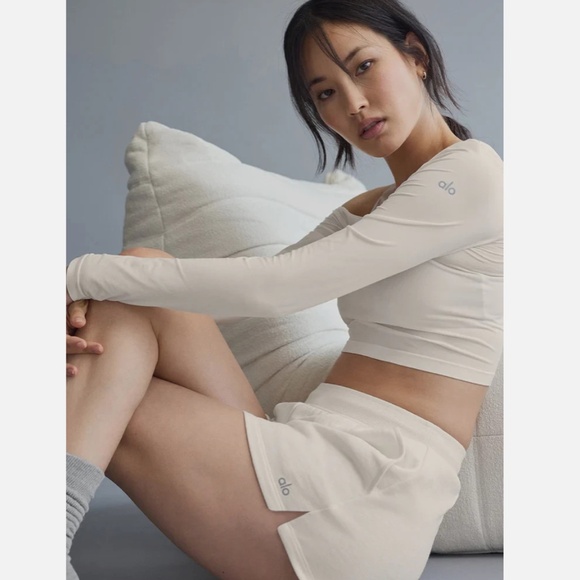 Alo Asymmetric Sheer Glow Long Sleeve Ivory - Picture 2 of 12